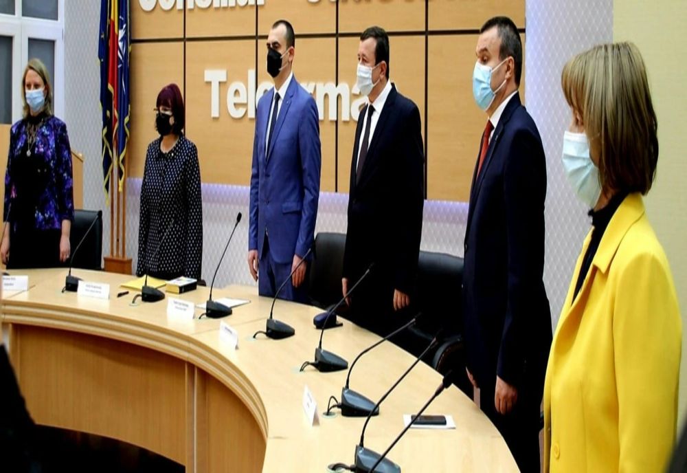 Noul prefect de Teleorman a fost învestit în funcţie