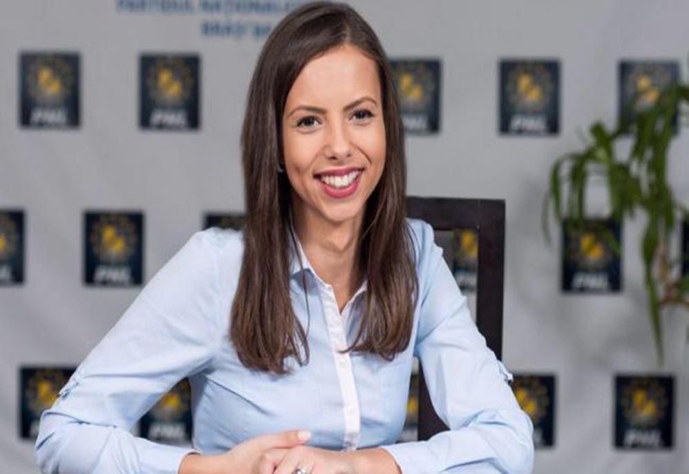 Reacția liderului TNL, Mara Mareș, la scandările ofensatoare ale tinerilor liberali: „Îmi cer scuze pentru aceste comportamente inacceptabile”