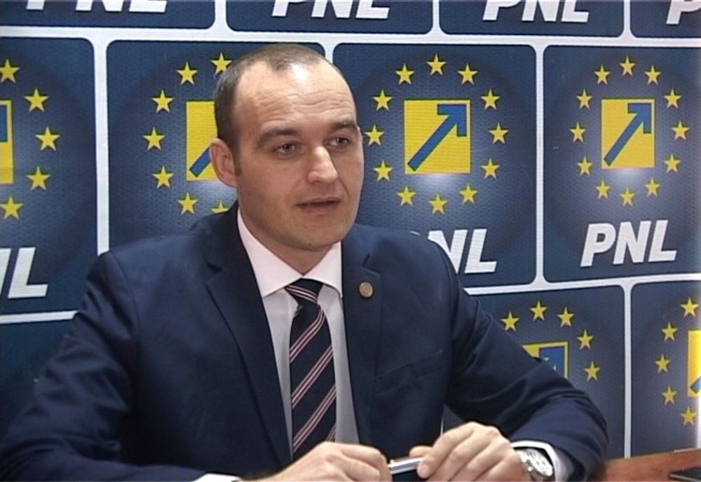 Dan Vîlceanu şi Gheorghe Pecingină excluși din grupul parlamentar al PNL de la Camera Deputaţilor 