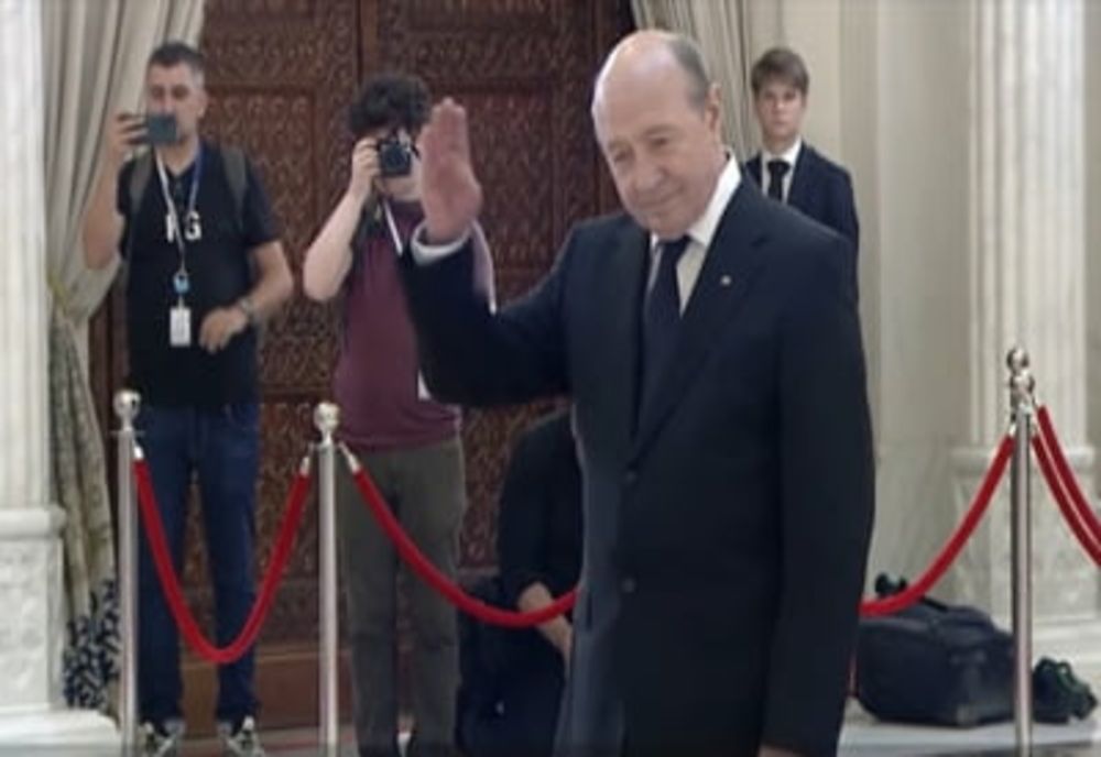 TRAIAN BĂSESCU PRIMEȘTE ÎNAPOI LOCUINȚA DE PROTOCOL ȘI TOATE PRIVILEGIILE DE FOST PREȘEDINTE