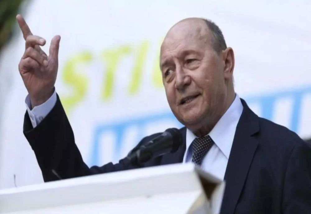 Traian Băsescu: „Am preluat Statul Paralel de la PSD!” Klaus Iohannis: „Nu există Stat Paralel, eu sunt Statul!” - VIDEO