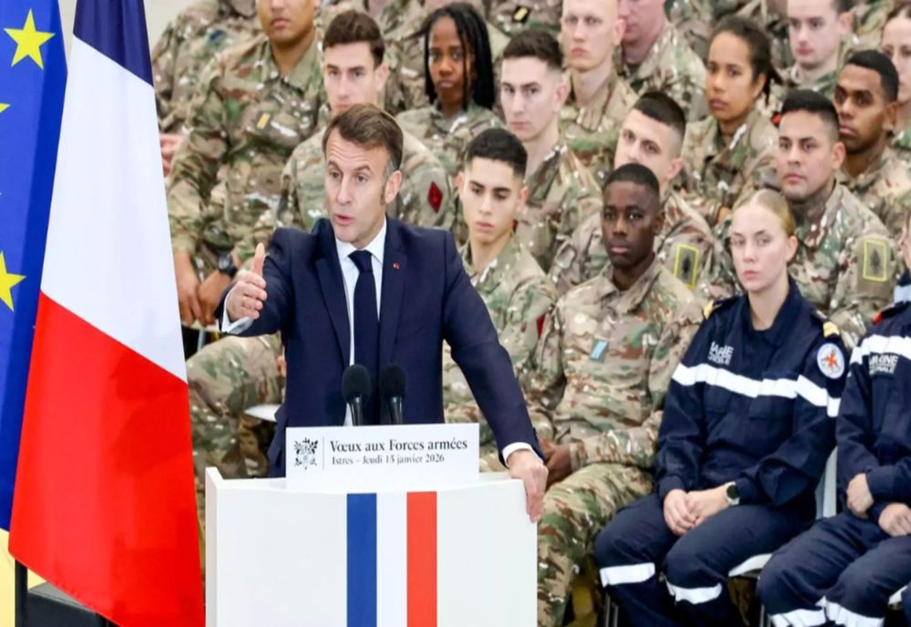 Macron și liderii europeni își consolidează prezența militară prin mijloace terestre, aeriene și maritime în Groenlanda pe fondul tensiunilor cu SUA