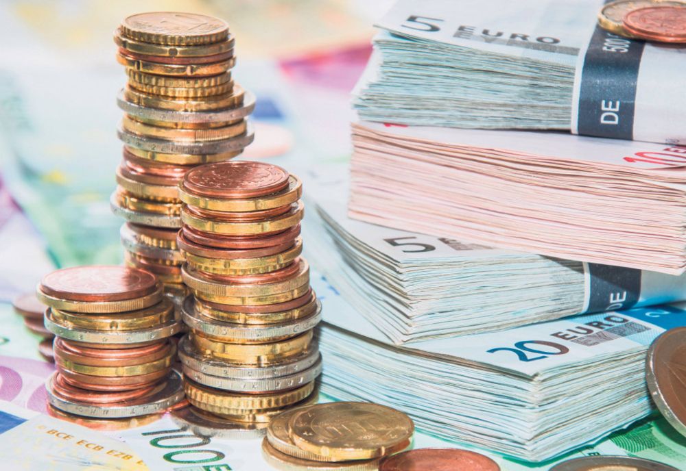 Romanii ar putea primi până la 15.000 de euro din partea statului, pentru a creste eficienta energetică a locuintelor