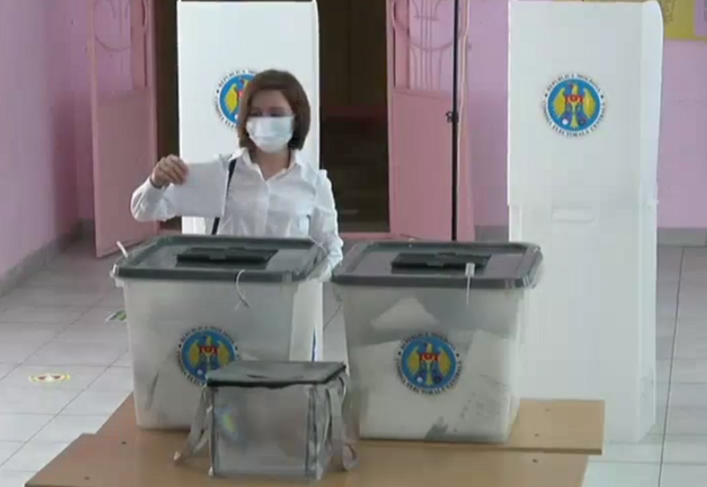  Maia Sandu:" Am votat pentru un Parlament cinstit cu care să pot să lucrez"