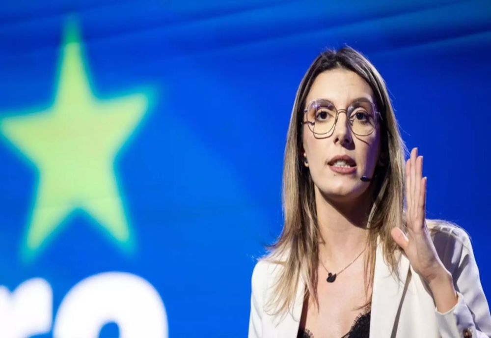 Ministrul Diana Buzoianu: „Hai să mai demontăm un fake news de azi”